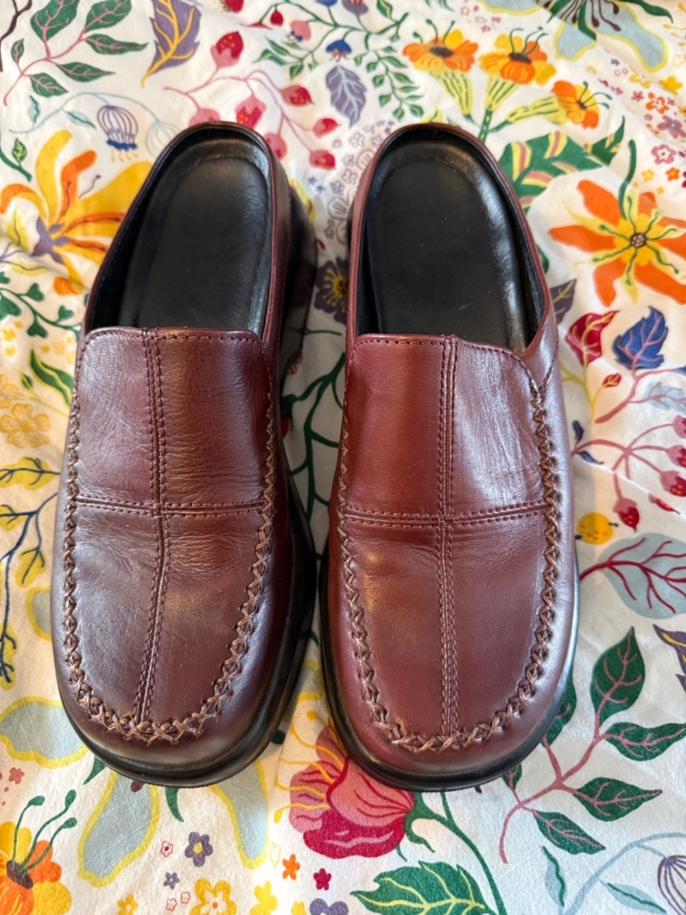 Dansko Women's Leather Mules in Burgundy